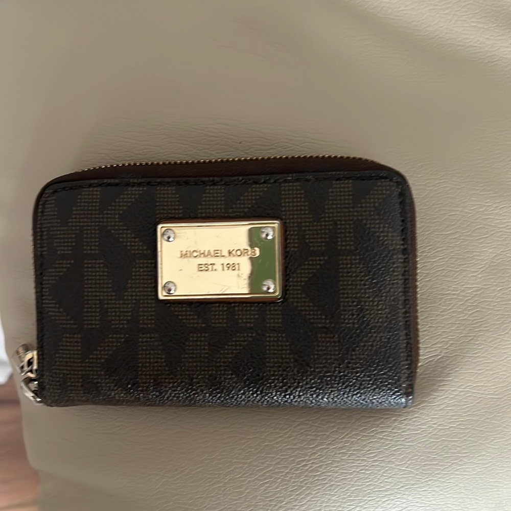 Micheal kors wallet